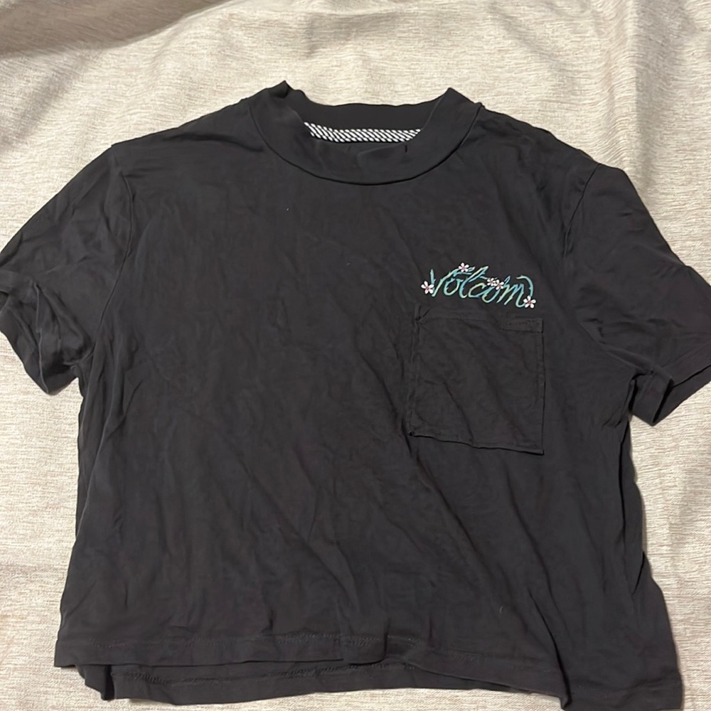Volcom shirt